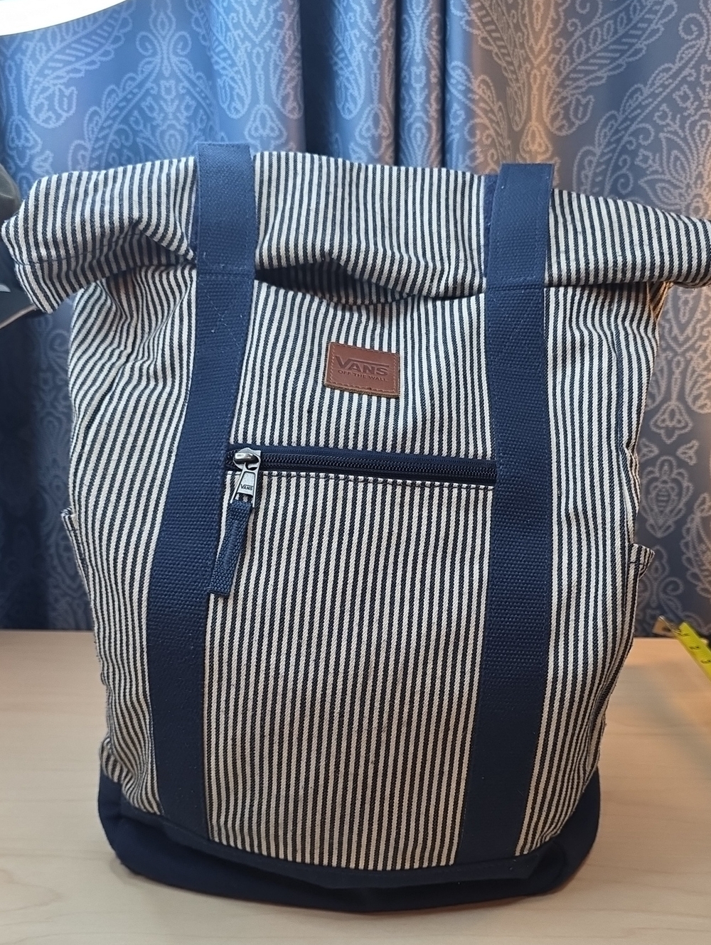 Vans "Off The Wall" Navy Striped All Around Canvas Tote/Backpack Design